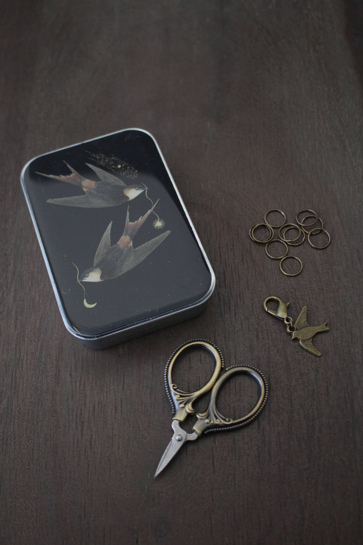 Swallow Knitting Notions Tin With Stitch Markers