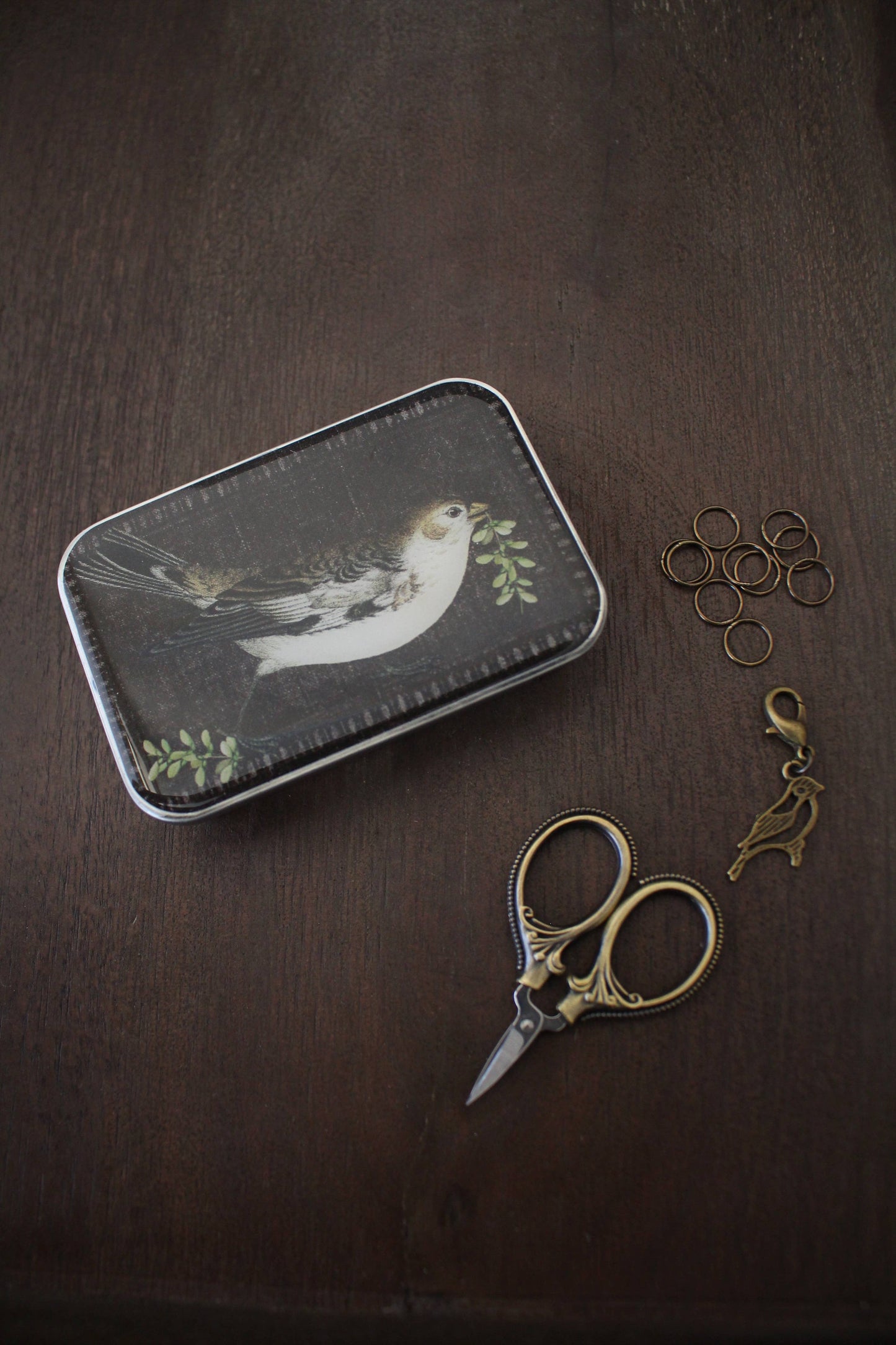 Swallow Knitting Notions Tin With Stitch Markers