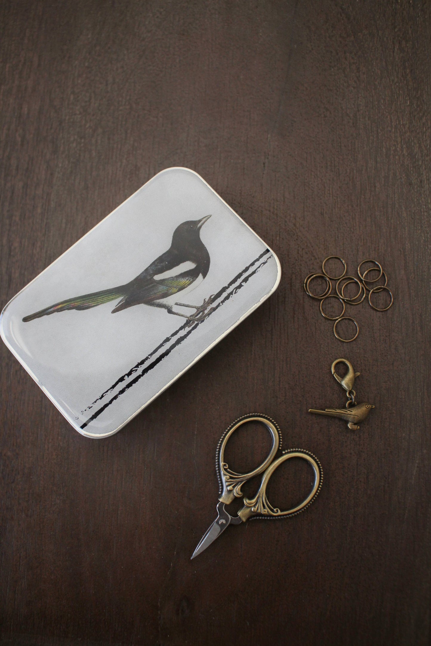 Swallow Knitting Notions Tin With Stitch Markers
