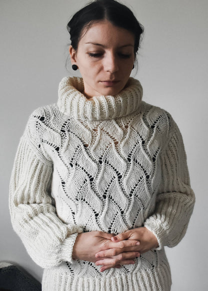 Winter sweater knitting pattern inspired by the sea.