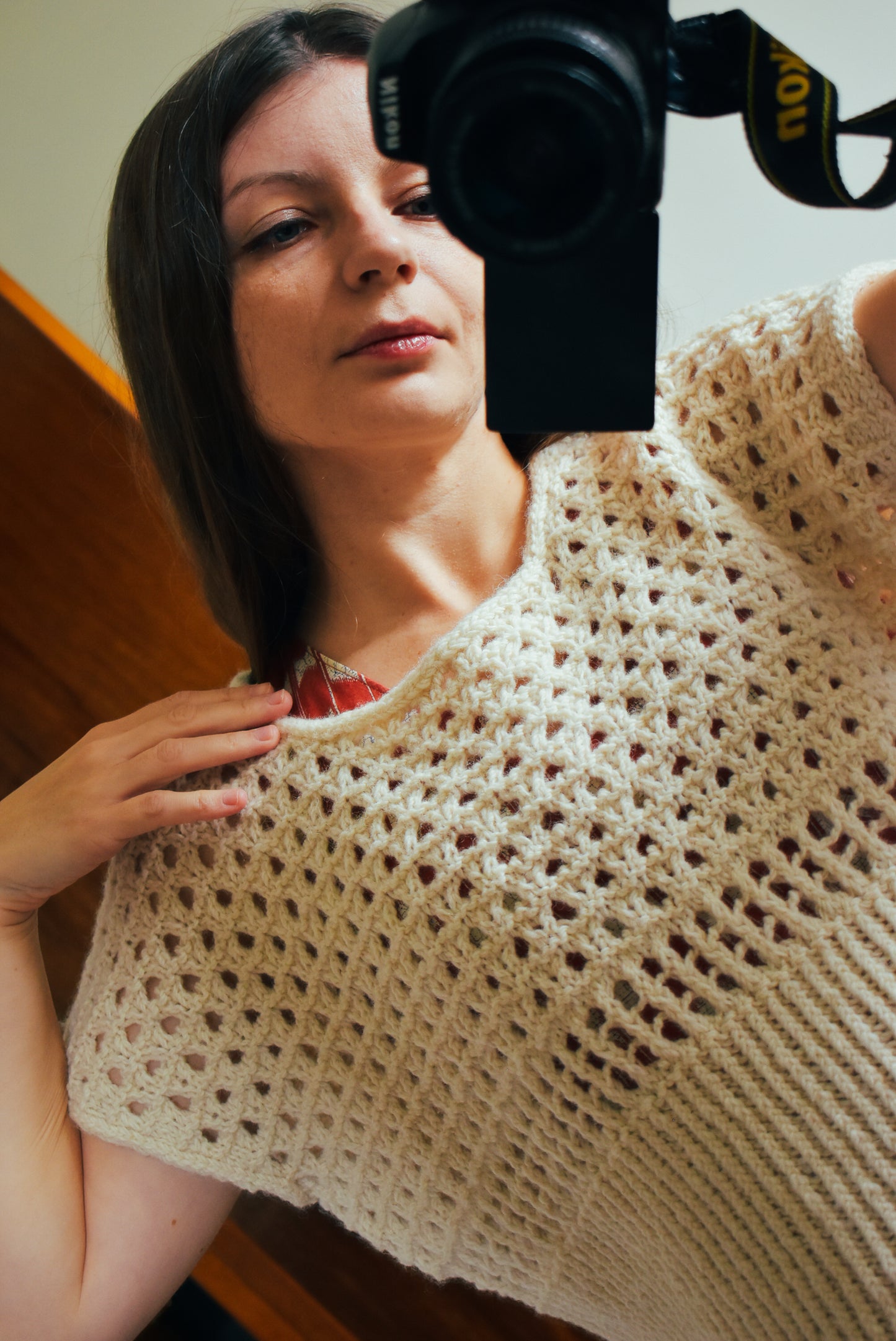 Retro top knitting pattern for women.