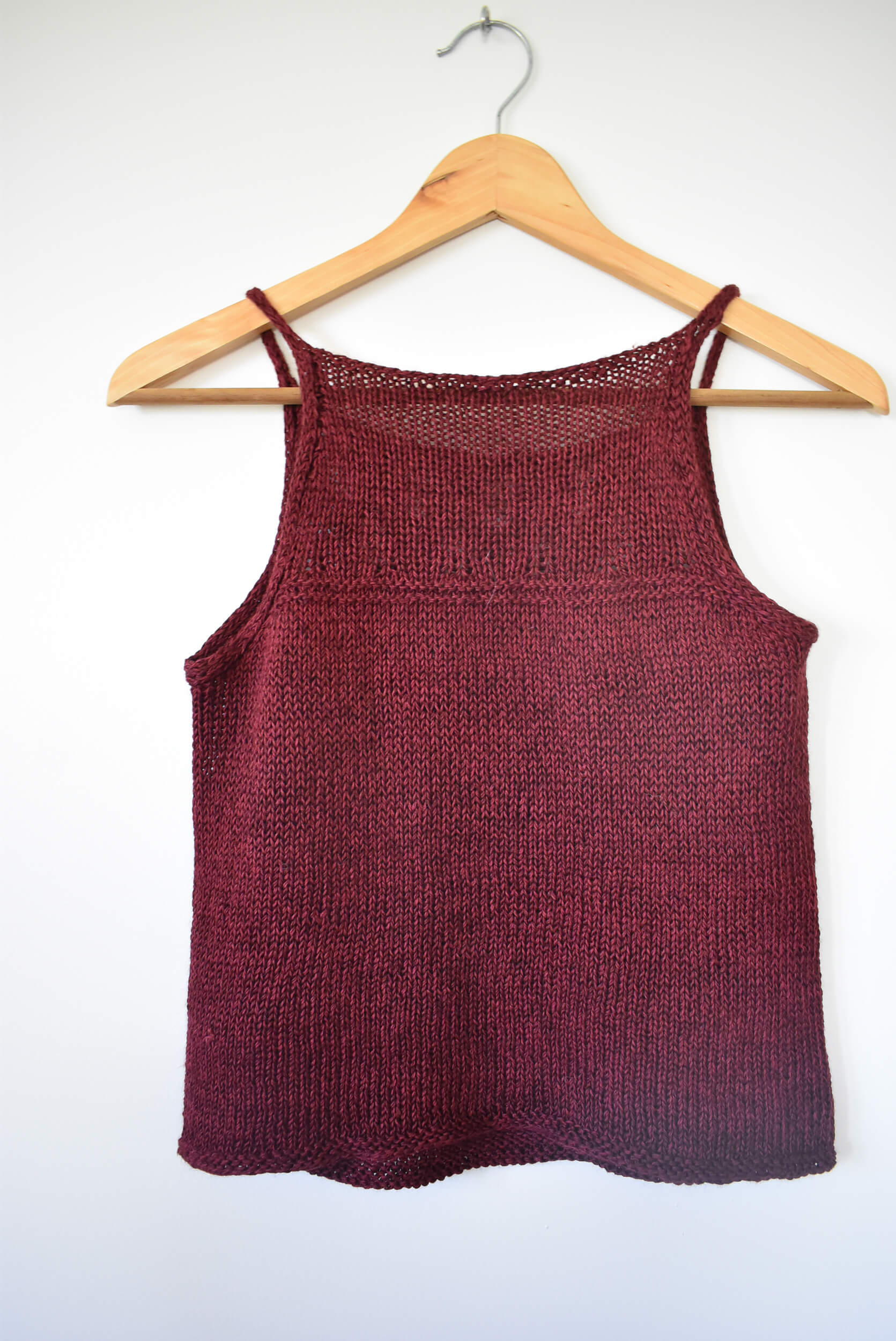 Linen top knitting pattern - back.